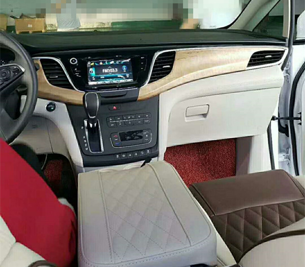 最简单的别克GL8改装