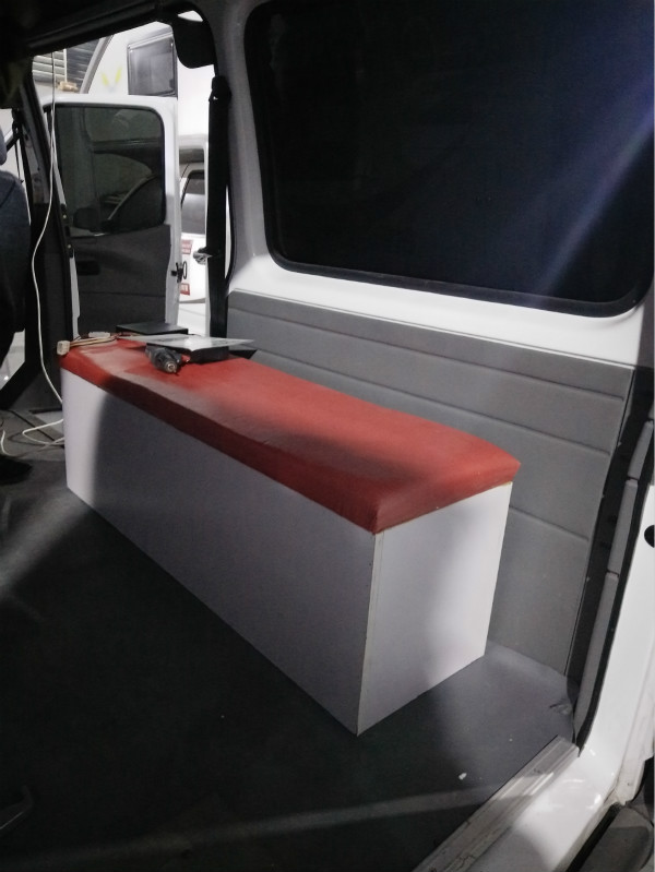 特顺救护车座椅改装.jpg