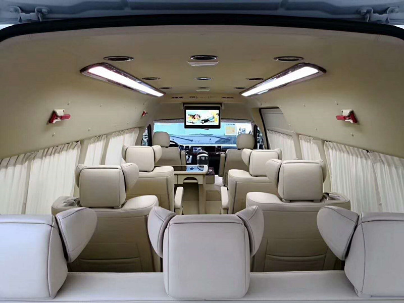 西安商务车内饰改装价格.jpg