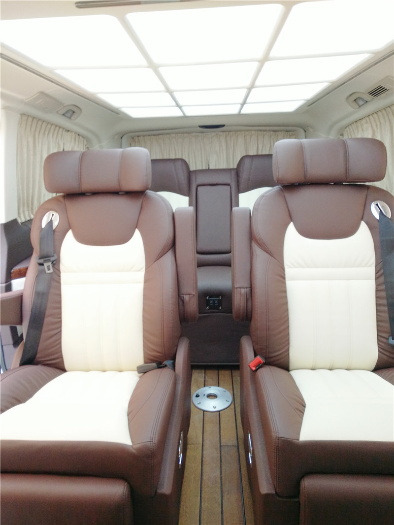 西安奔驰商务车内饰改装价格.jpg