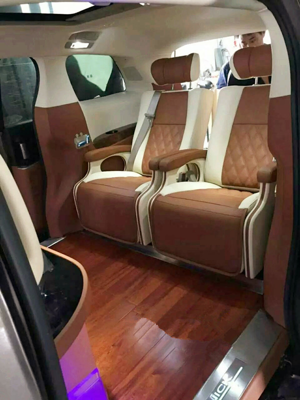 西安商务车内饰改装价格.jpg