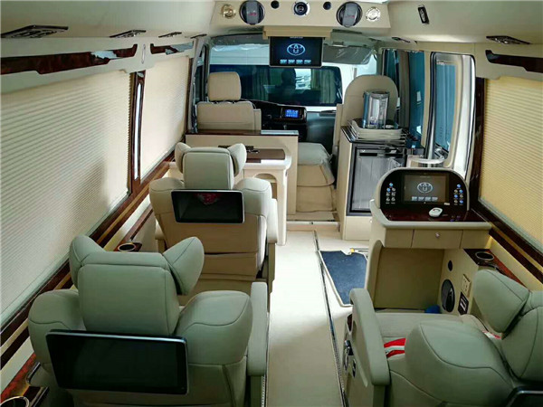 西安商务车内饰改装哪里好.jpg