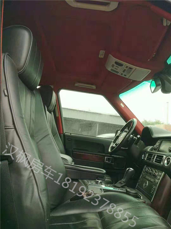 西安路虎商务车内饰改装厂在哪里.jpg
