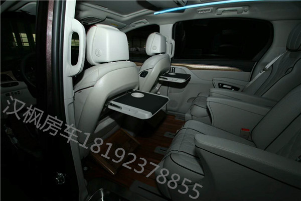 西安别克商务车内饰改装多少钱.jpg